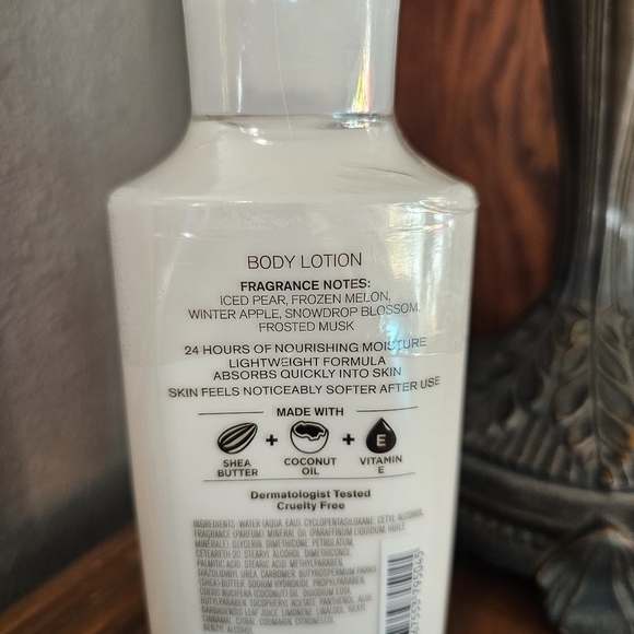New Bath & Body Works Fresh Sparkling Snow Body Lotion - Picture 3 of 4